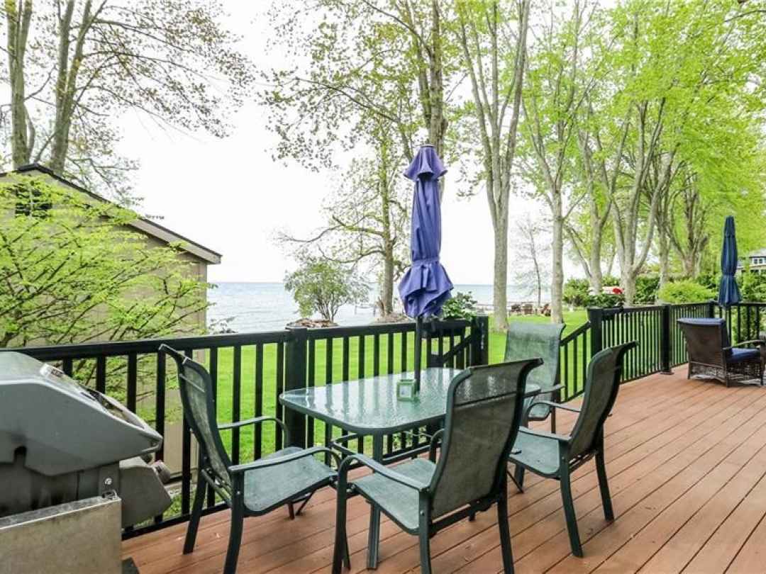 3822 Glenrest Drive Drive, Lake Simcoe
