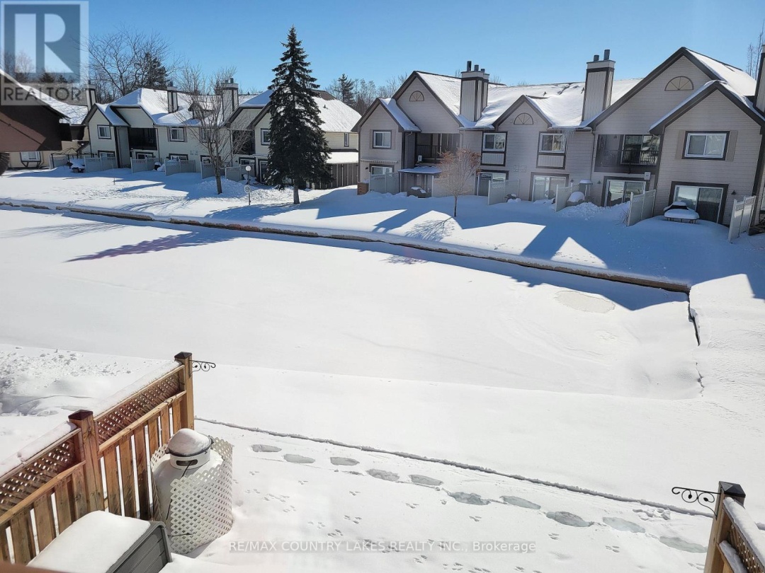 35 - 21 LAGUNA PARKWAY, Lake Simcoe