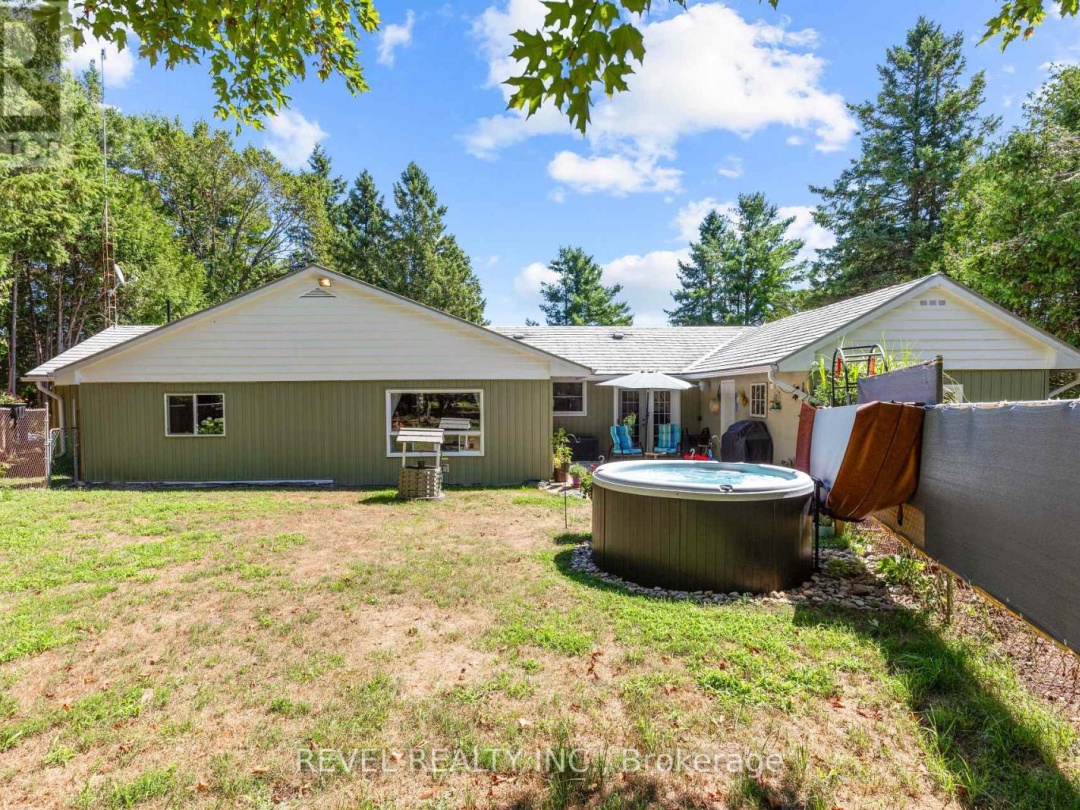 643 BALSAM LAKE DRIVE, 