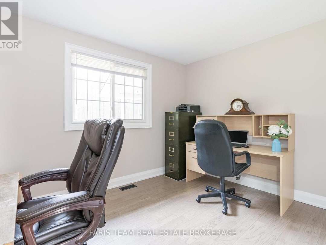 7817 OAKRIDGE DRIVE, 