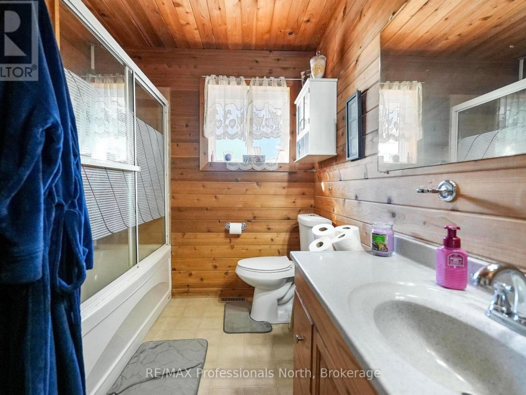 4072 GELERT ROAD, 
