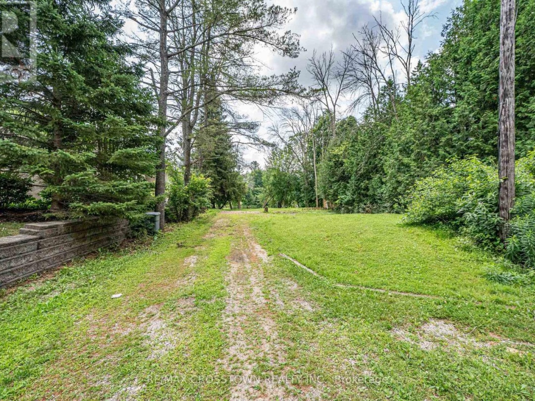 1705 PENINSULA PT ROAD,