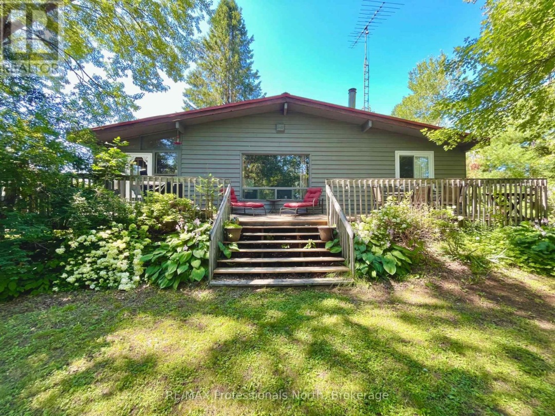 1093 TIFFANY LANE, 