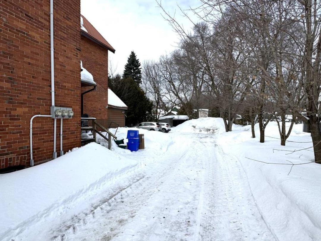 264 Mississaga Street W, Orillia