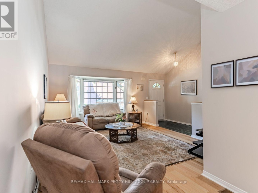 402 - 40 MUSEUM DRIVE, 