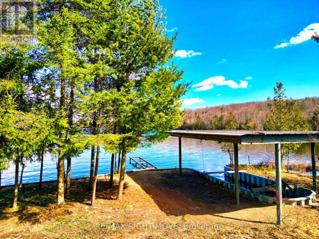9 Beach Road, Bass Lake