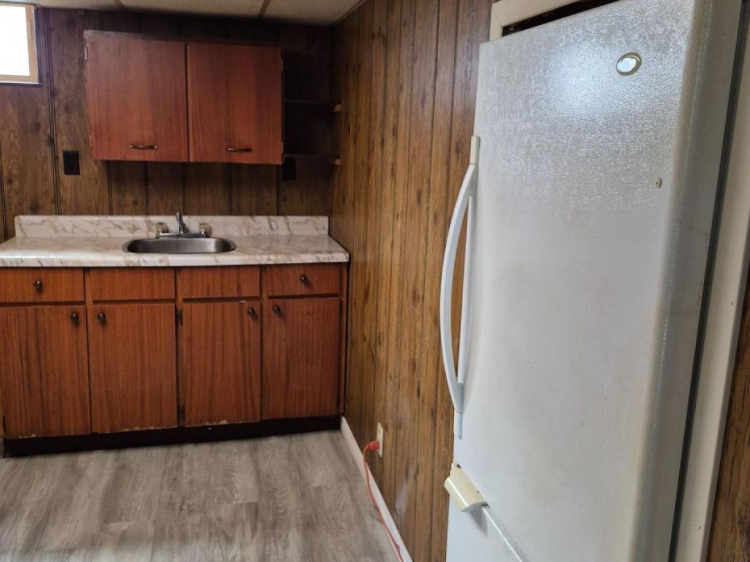 129 SIMCOE STREET, 