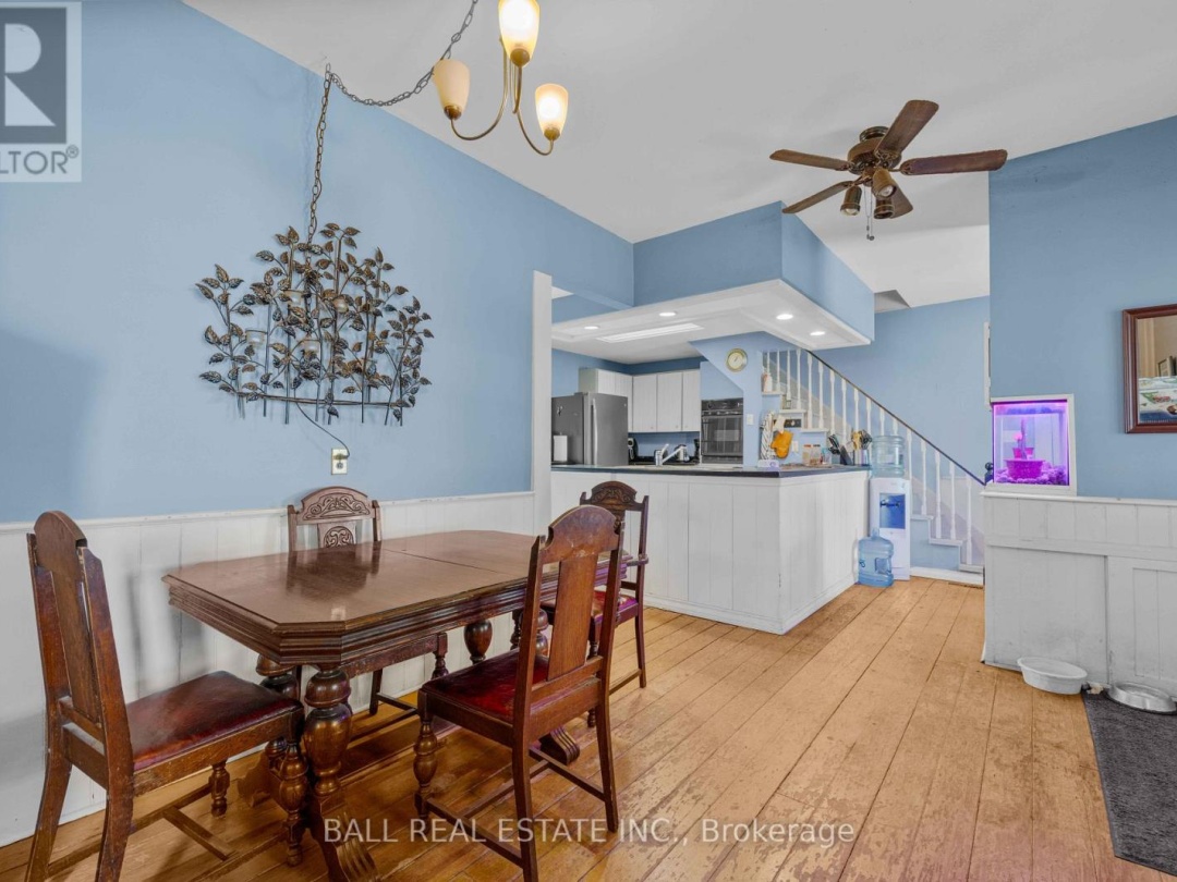 589 COUNTY ROAD 8, 