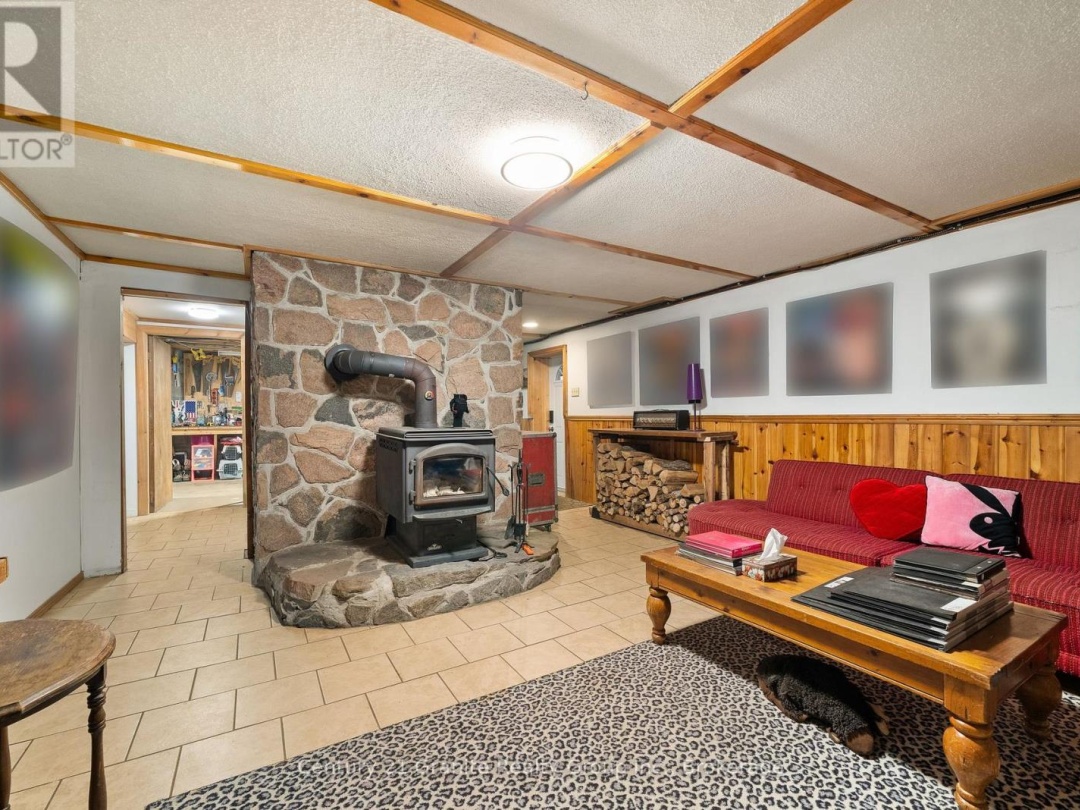 1093 KUSHOG LAKE ROAD, 
