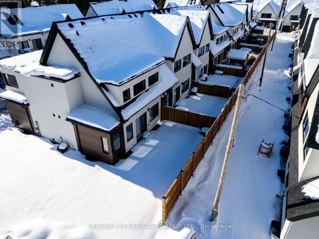 44 Ruby Crescent, Lake Simcoe