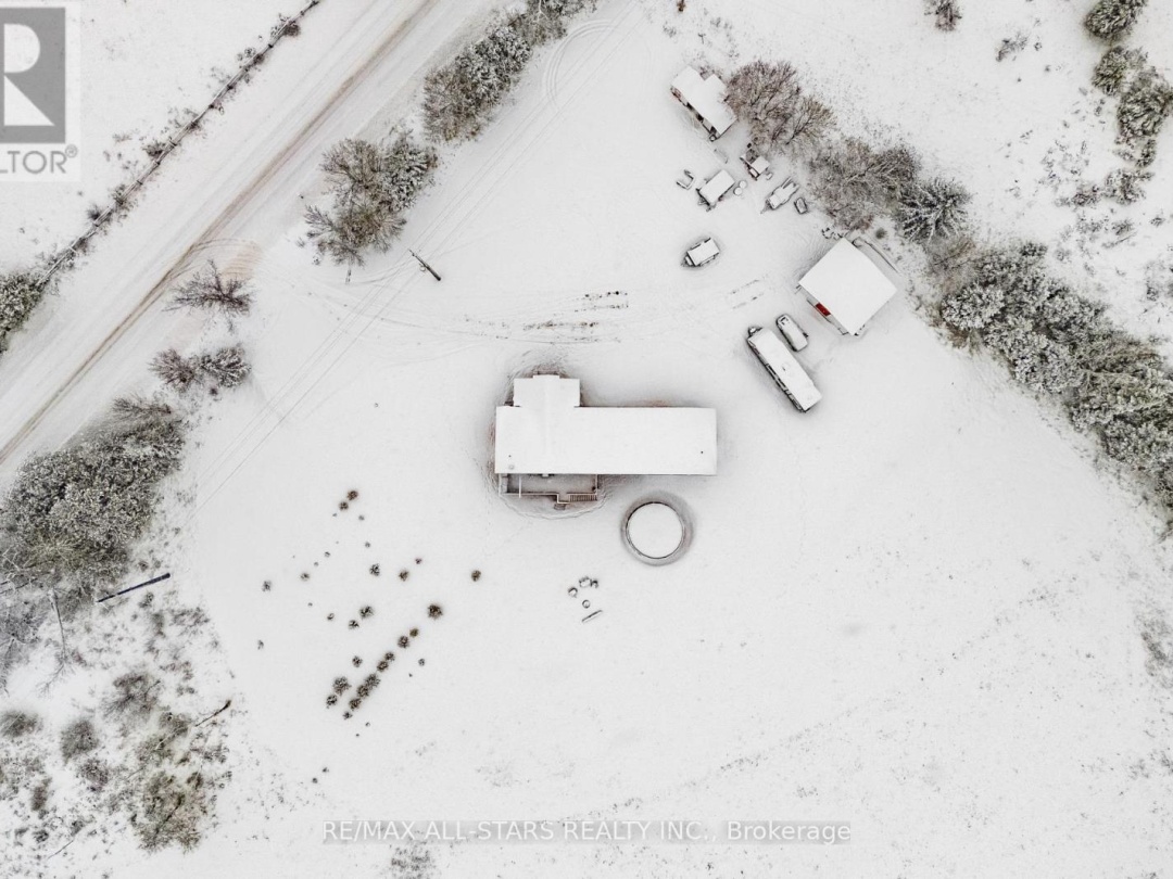 1062 NORTHLINE ROAD, 