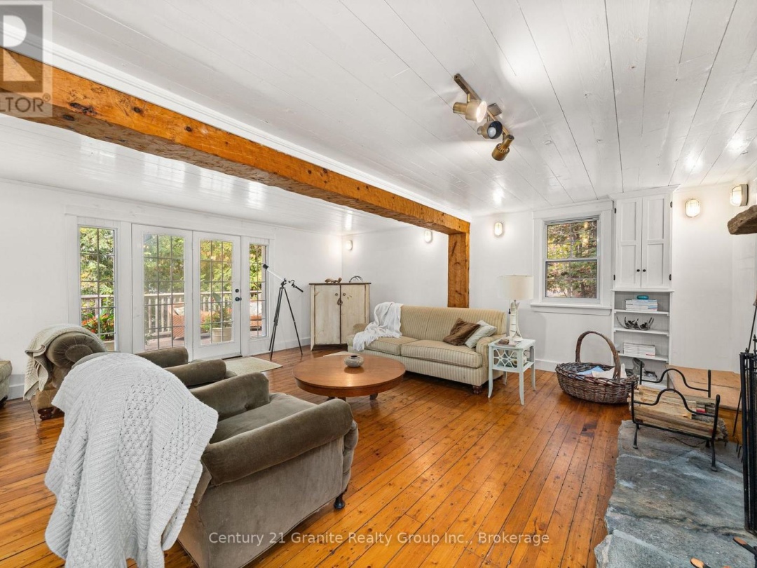 1050 WHISKEY JACK LANE, 