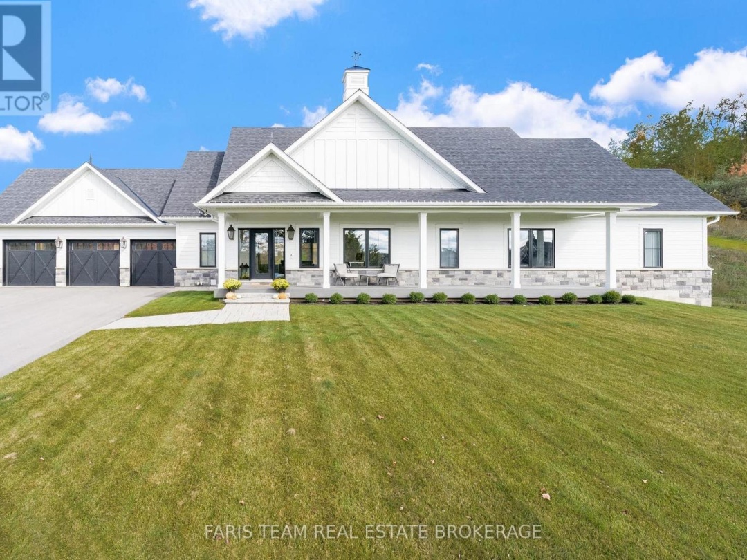 17 CLYDESDALE COURT, 