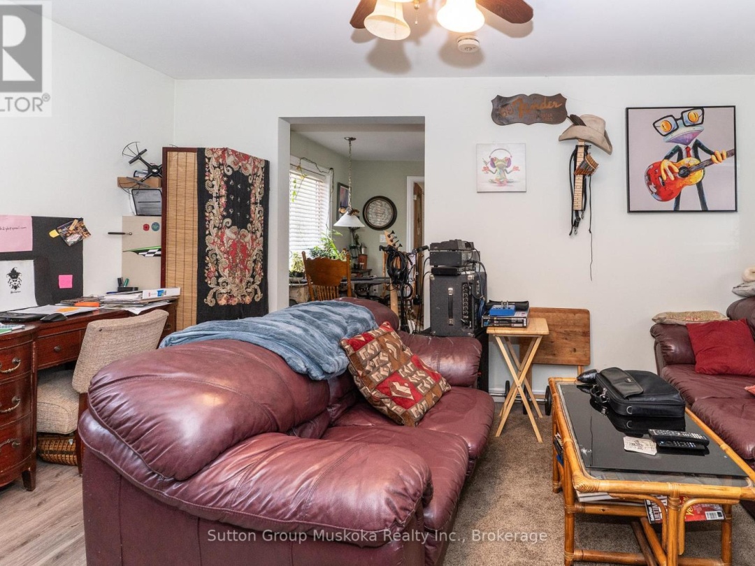 4 THUNDER BRIDGE COURT S,