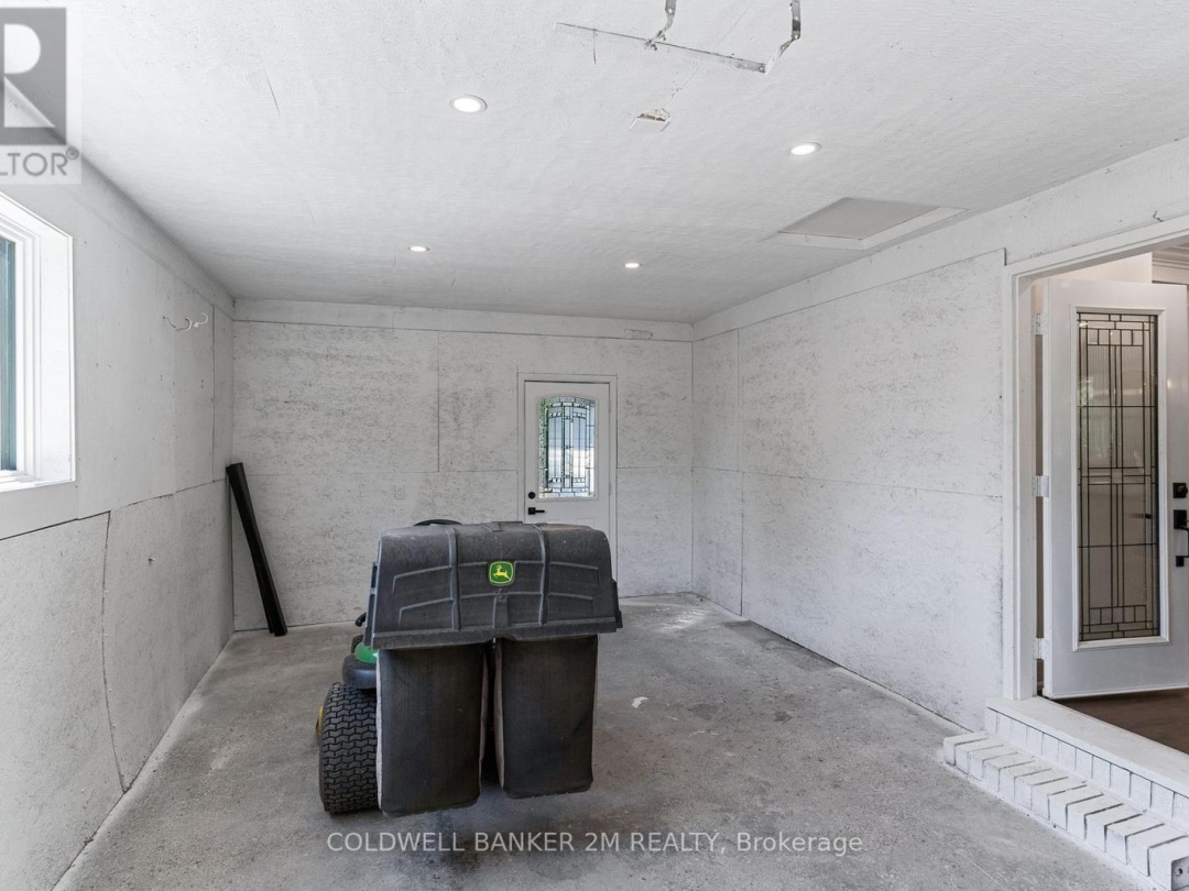2812 COUNTY 48 ROAD, 