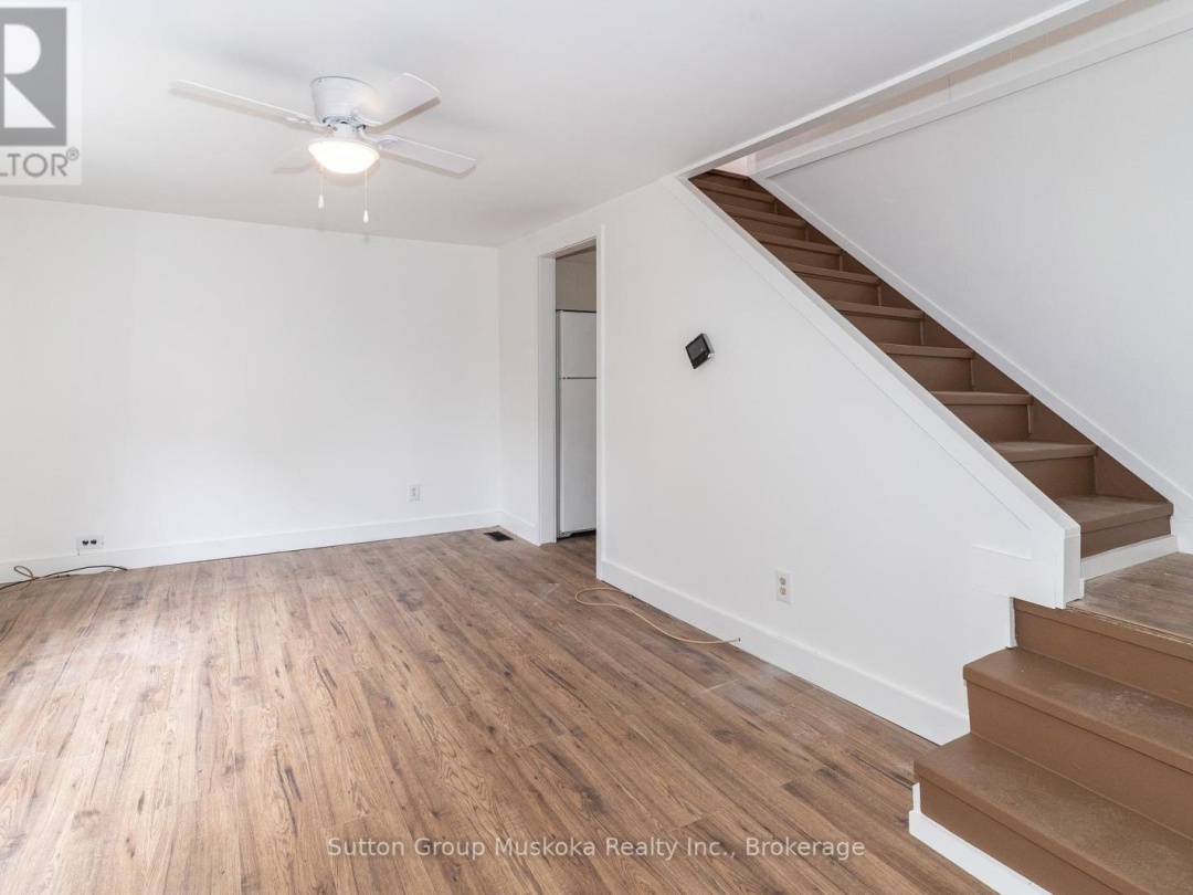 4 THUNDER BRIDGE COURT S,