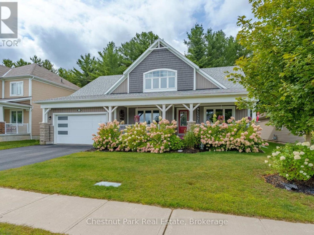 17 WINDSONG CRESCENT, 
