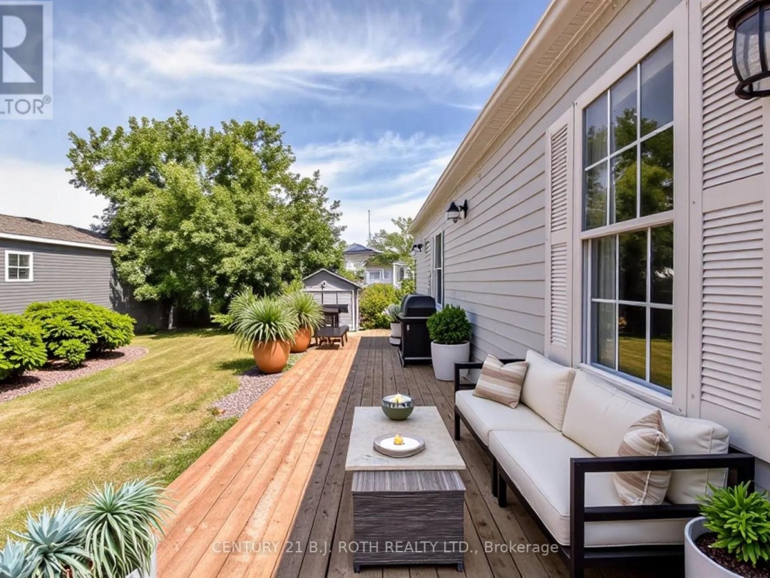 4113 ASH CRESCENT, 