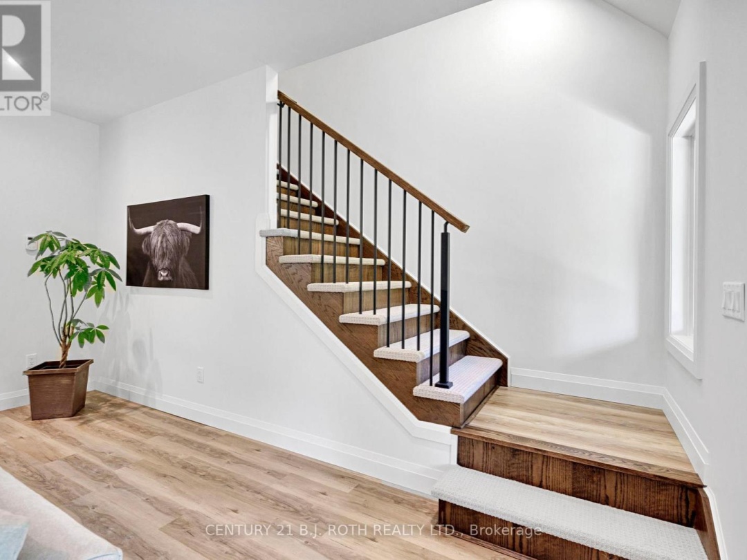 7377 DAVY DRIVE, 