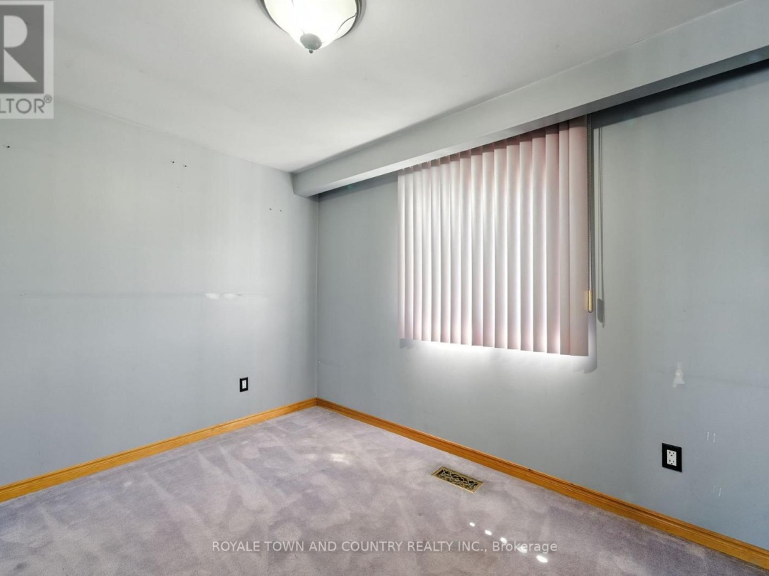 128 PEARNS ROAD, 