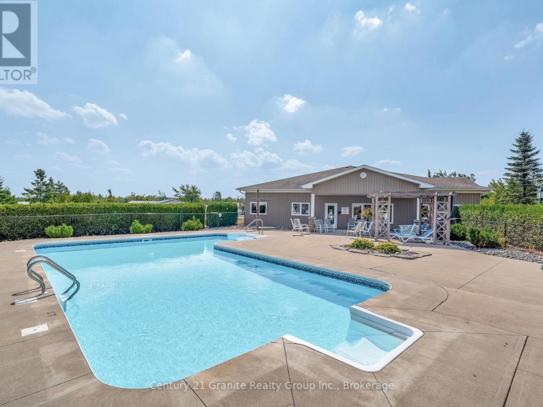 58 CREEKSIDE CIRCLE, 