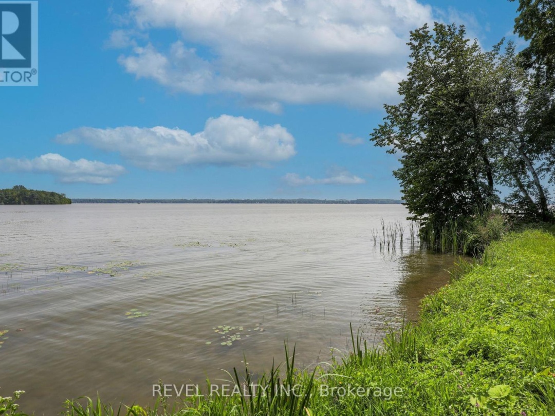 23 Sugarbush Trail, Lake Scugog