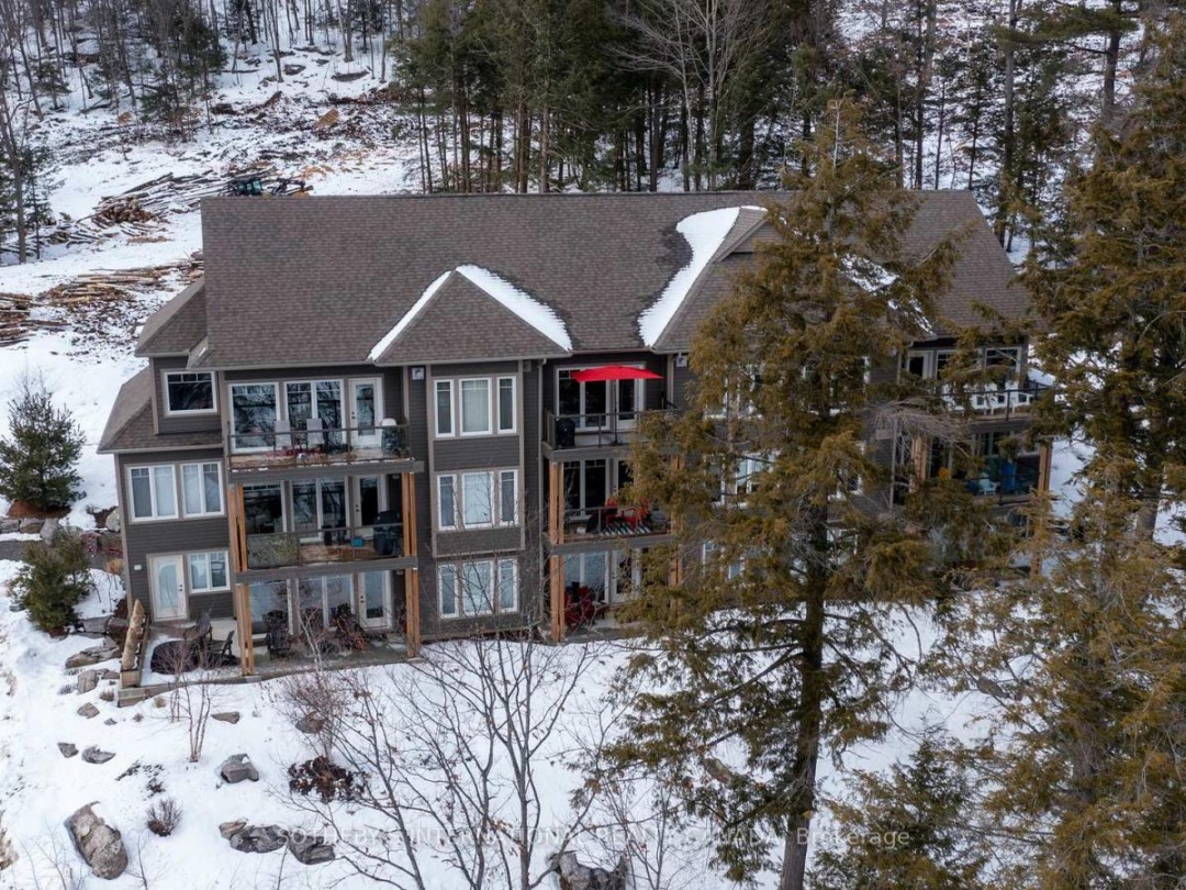 302 - 3 TREE TOPS LANE, Peninsula Lake