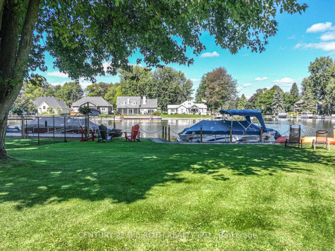 60 Simcoe Road, Lake Simcoe