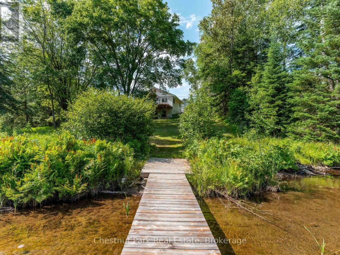 1054 GREEN LAKE ROAD, 