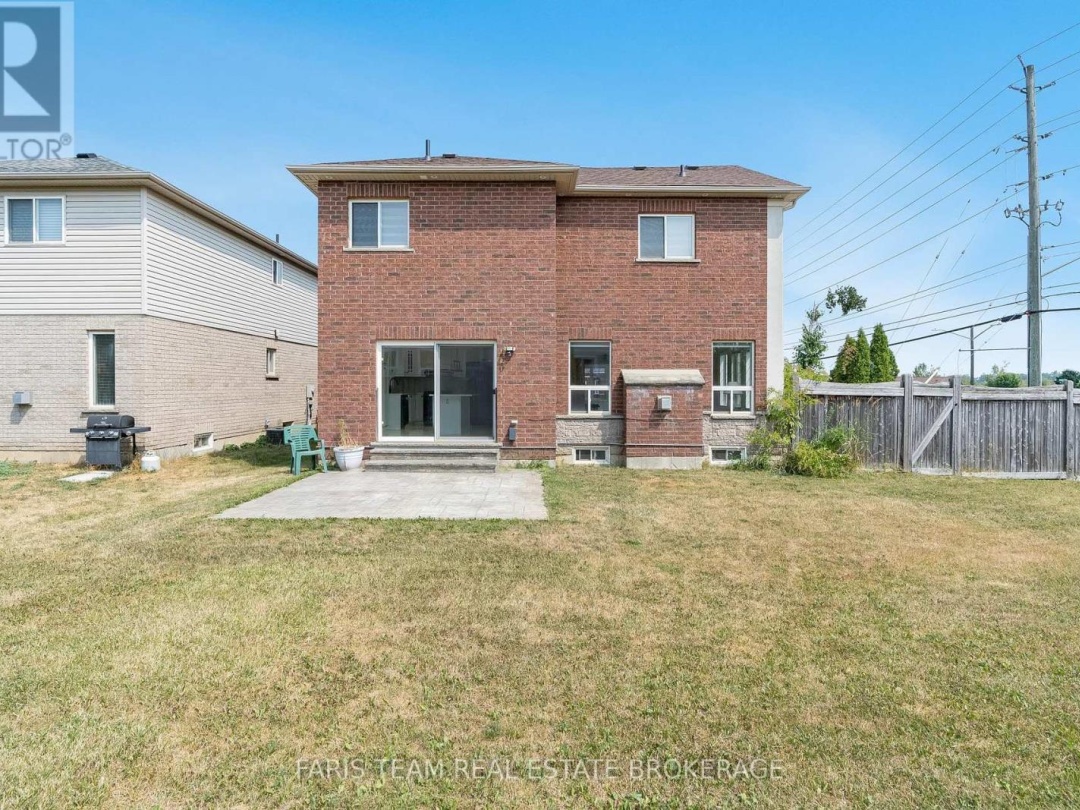 2 VANESSA DRIVE, 
