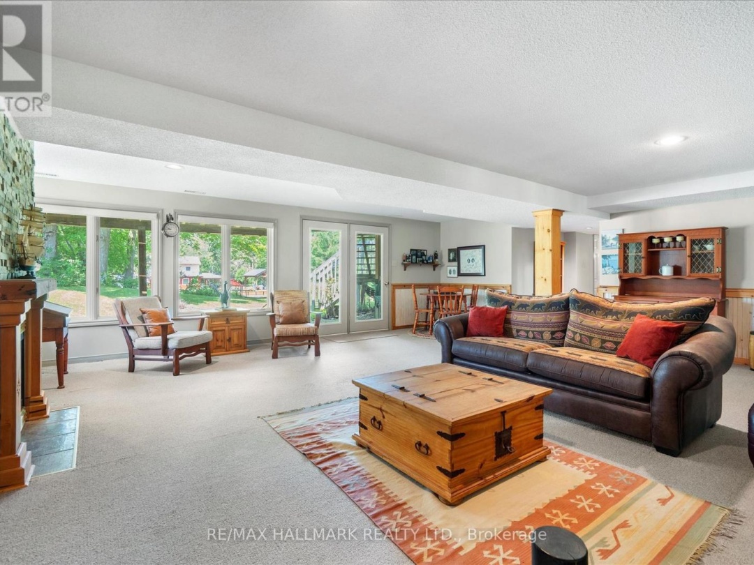 6 EVANS DRIVE, 