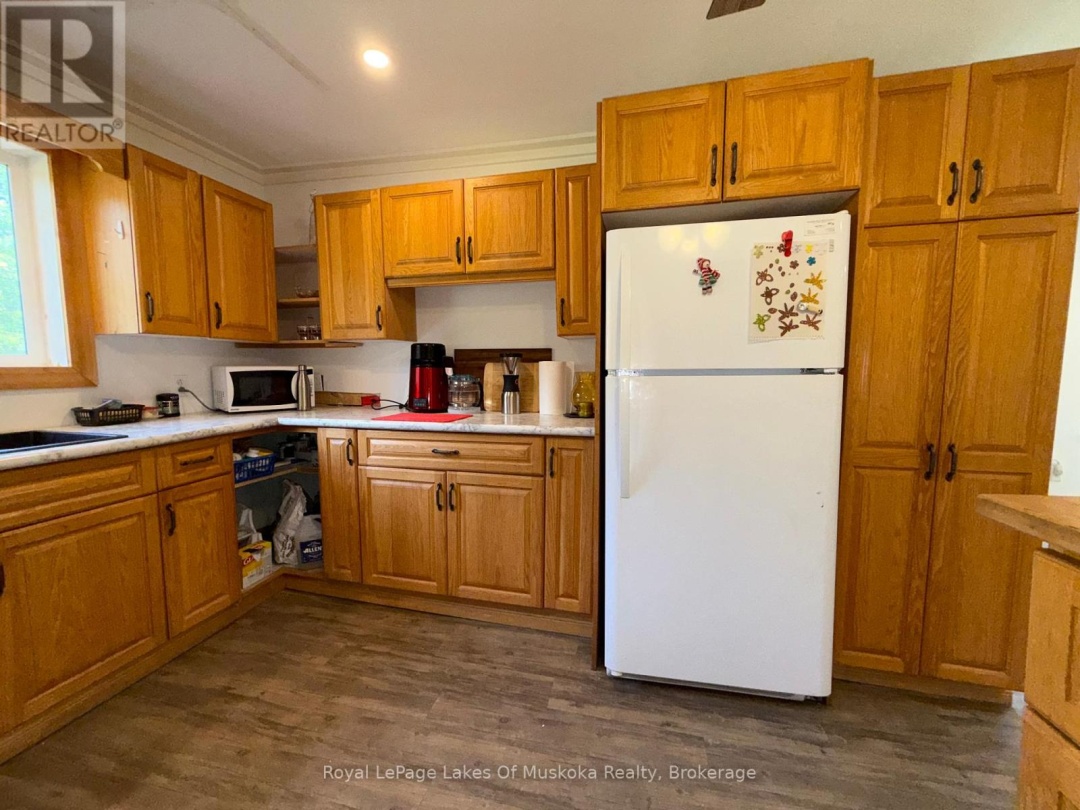 48 KITCHEN ROAD S, 