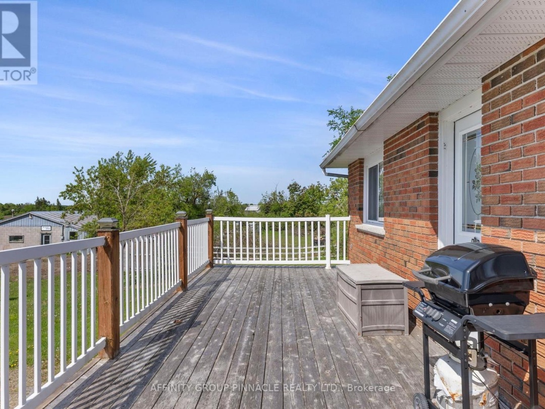 572 COUNTY RD 8 ROAD, 