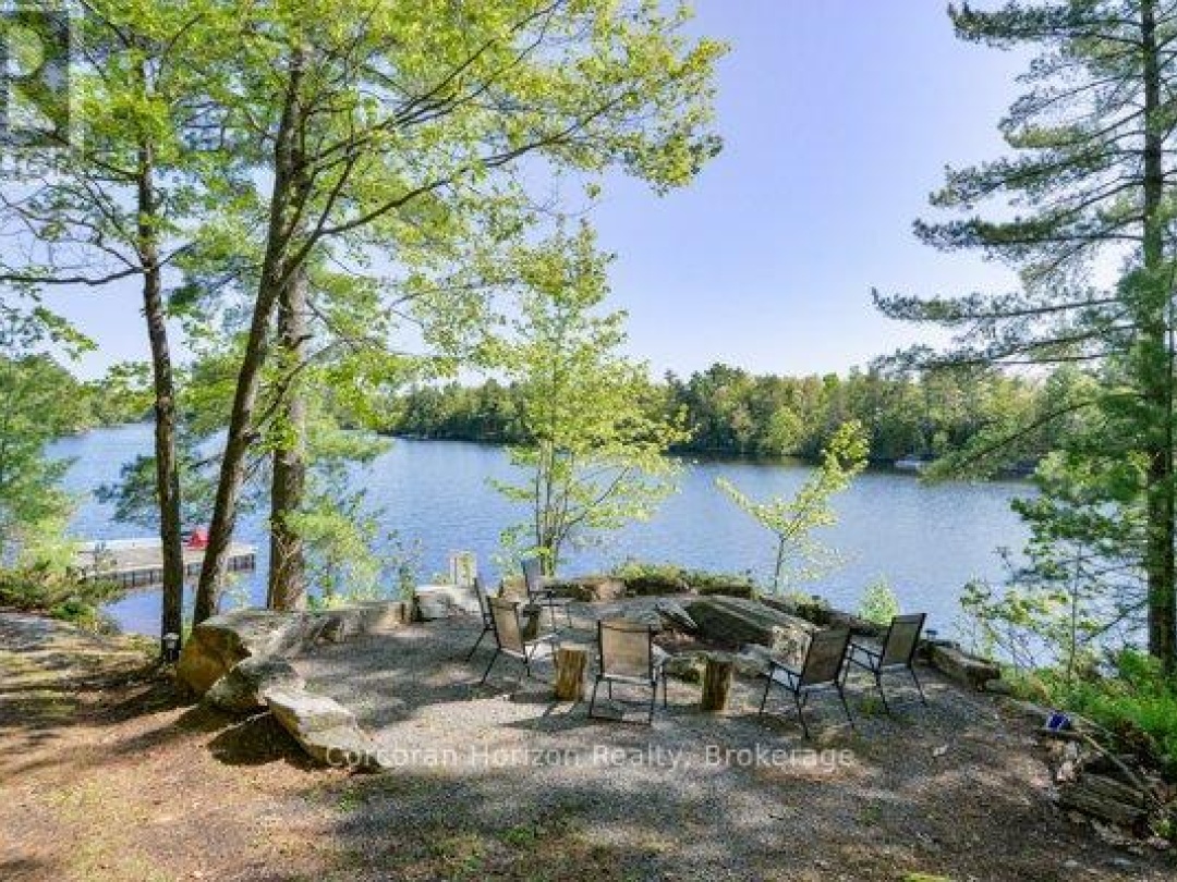 1320 ISLAND 360 ISLAND, 