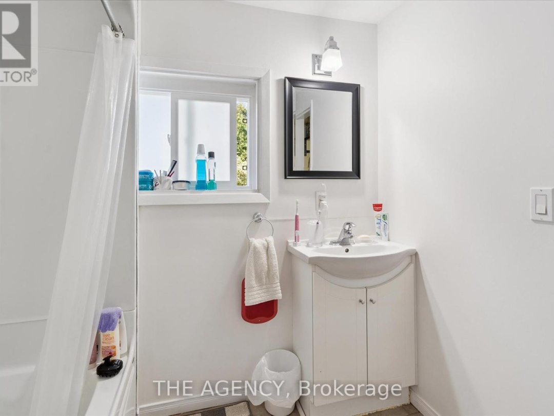 31 BRUNEL ROAD, 