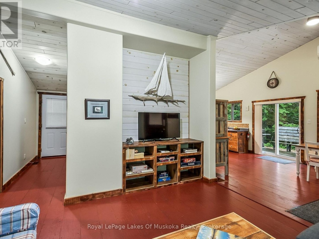 1009 KIRBYS BEACH ROAD, 