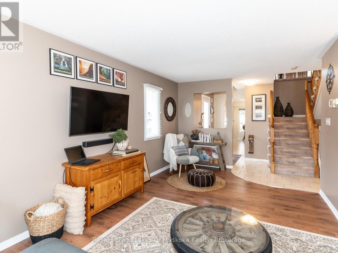50 SHORELINE DRIVE, Muskoka River