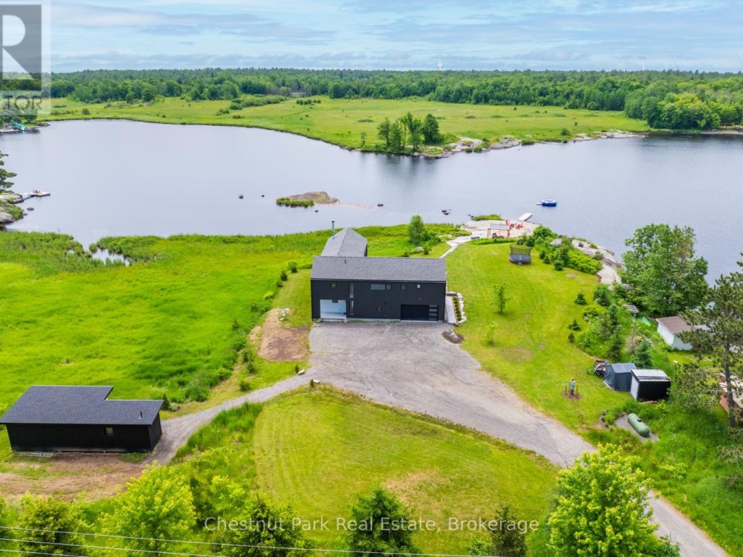 1594 Doe Lake Road, Doe Lake