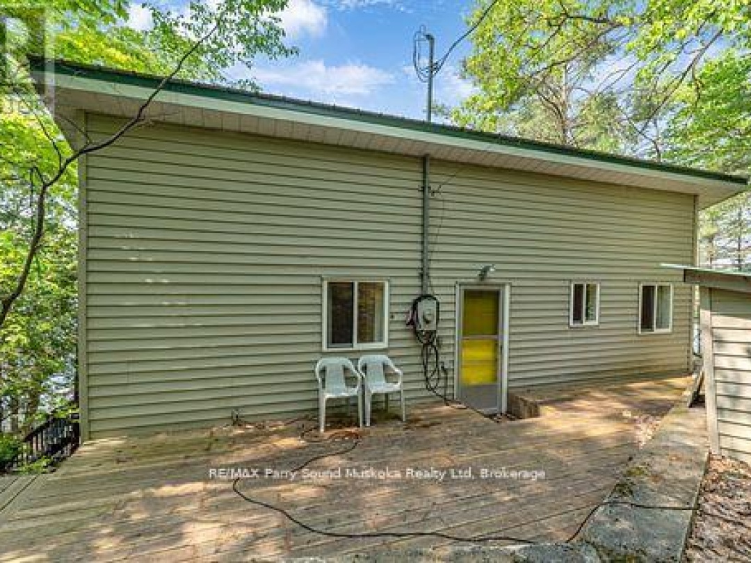 124 HEALEY LAKE WATER, Healey Lake