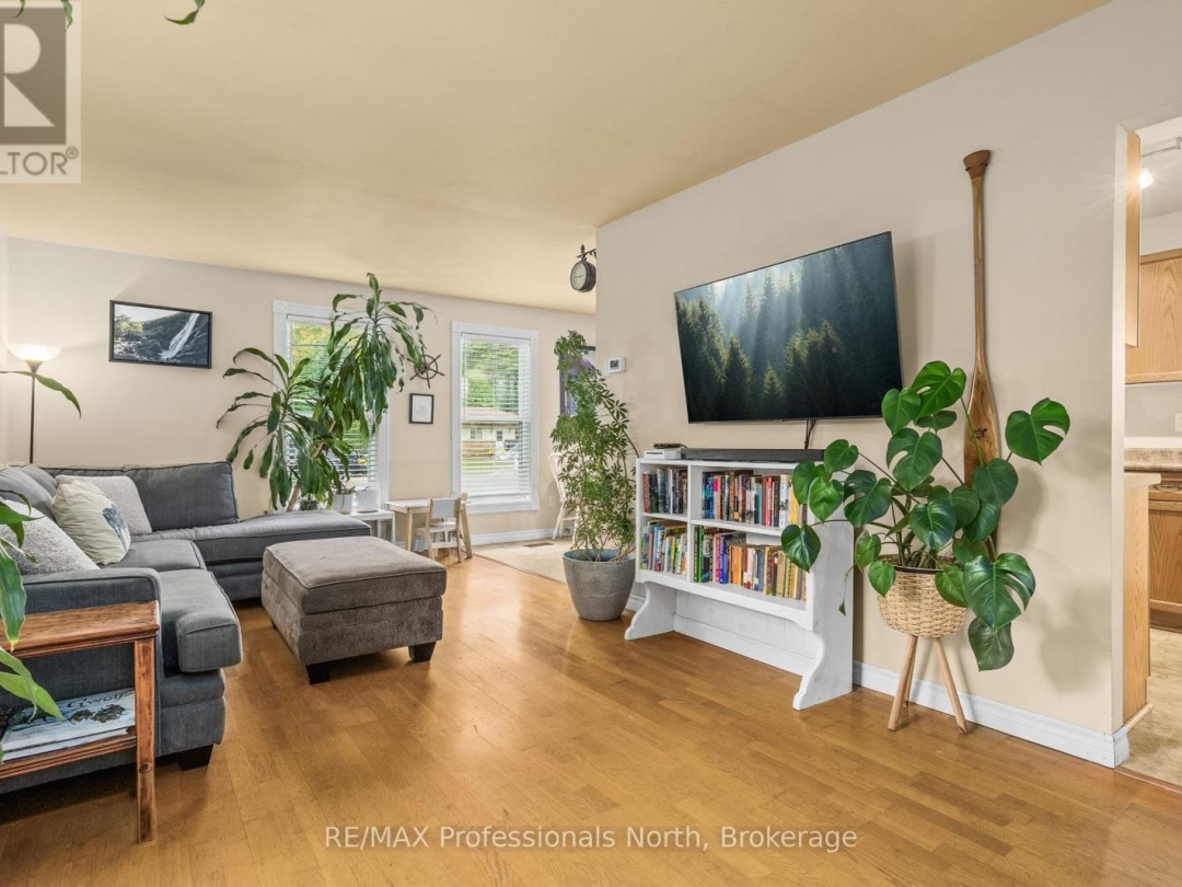 83 FLORENCE STREET W, 
