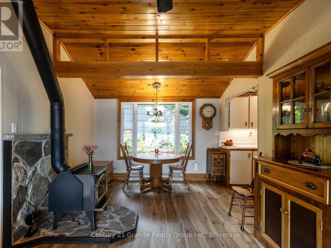 1528 DIGNAN ROAD, 