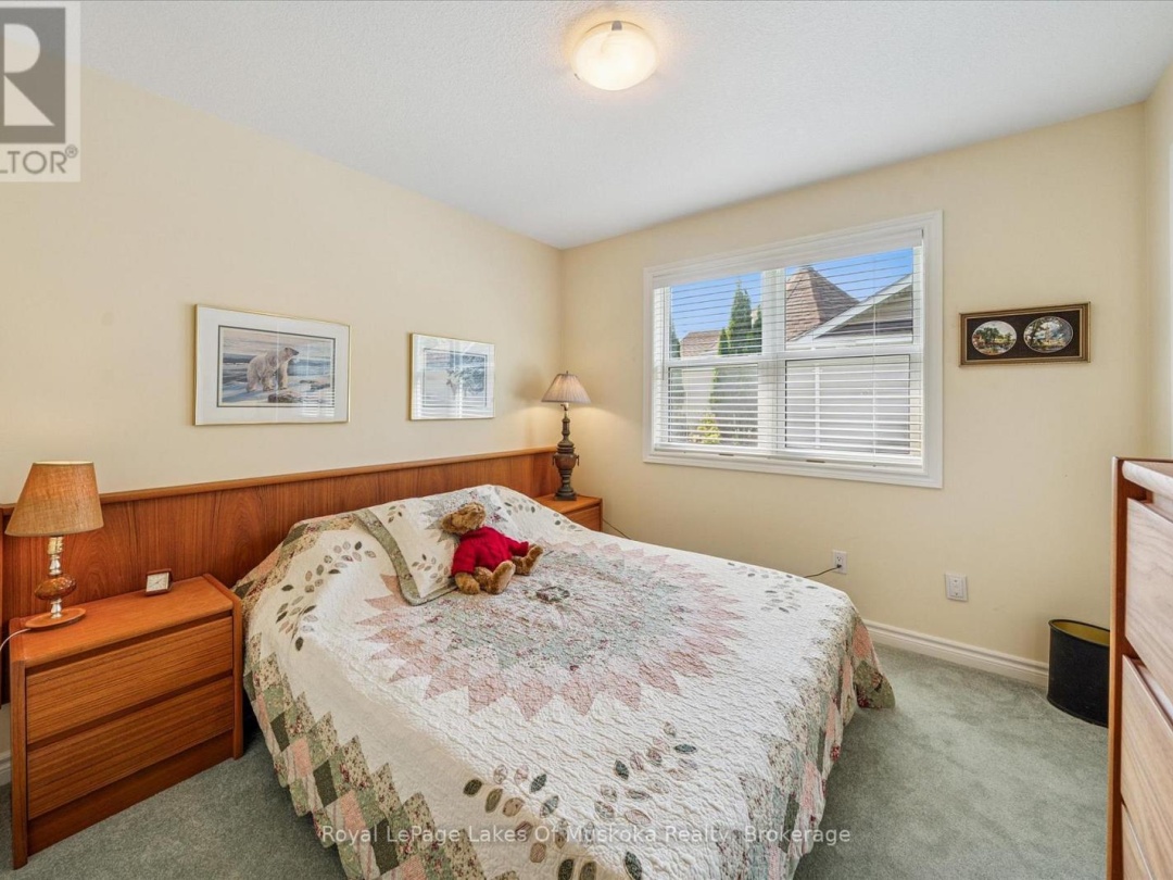 7 INVERARAY COURT, 