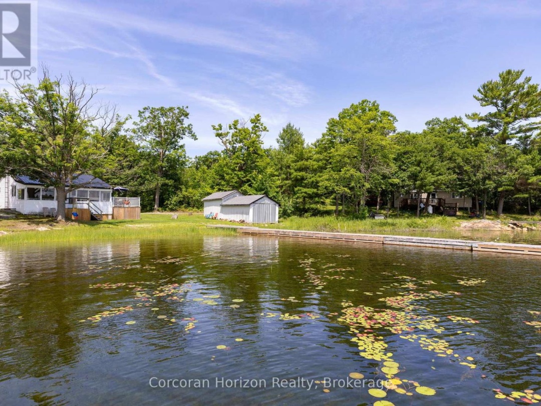 68 Wolverine Beach Rd, Georgian Bay