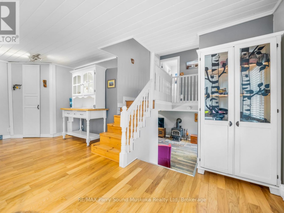 22 Dickinson Road, Manitouwabing Lake