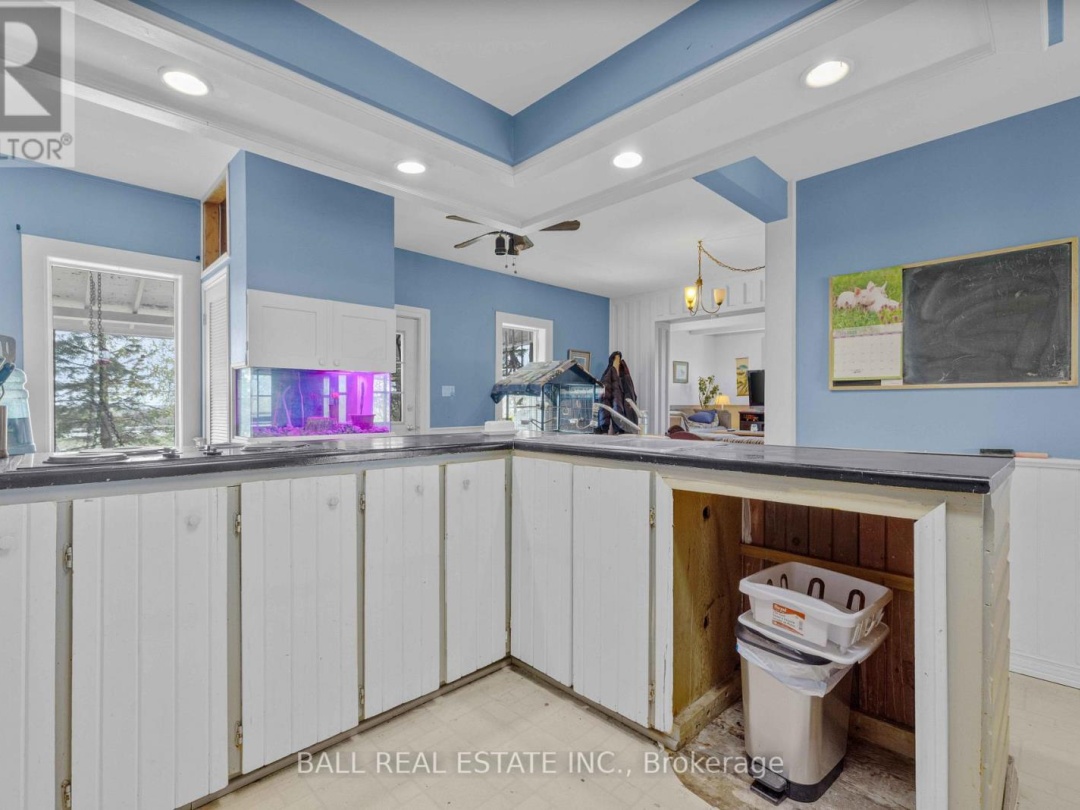 589 COUNTY ROAD 8, 