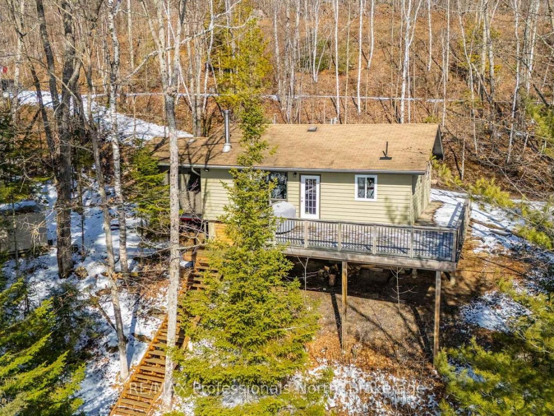 1196 Portage Road, South Portage Lake