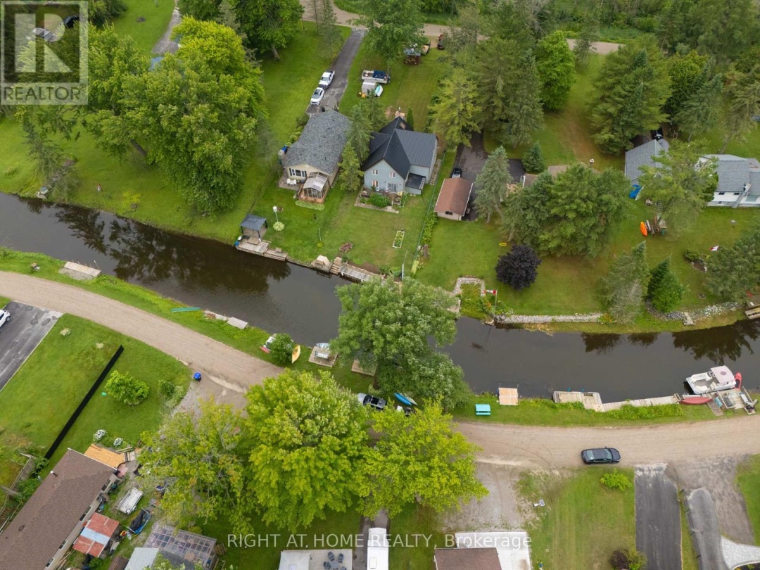 25 PLAYFAIR DRIVE, 