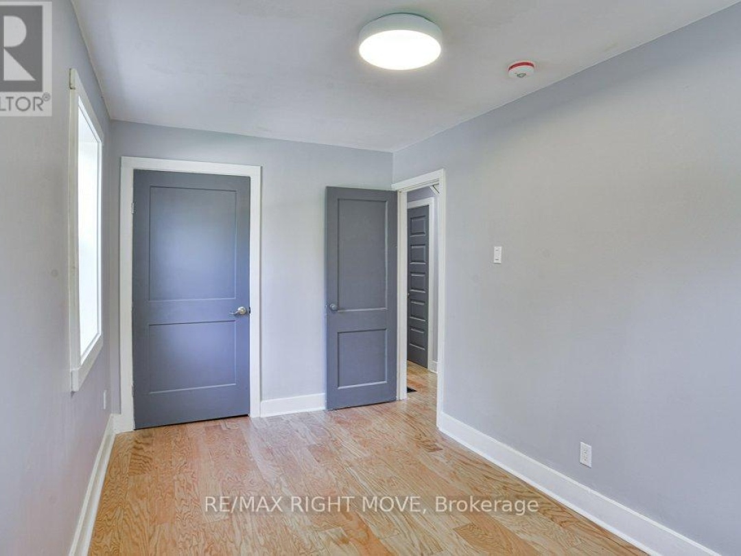 299 MARY STREET, 