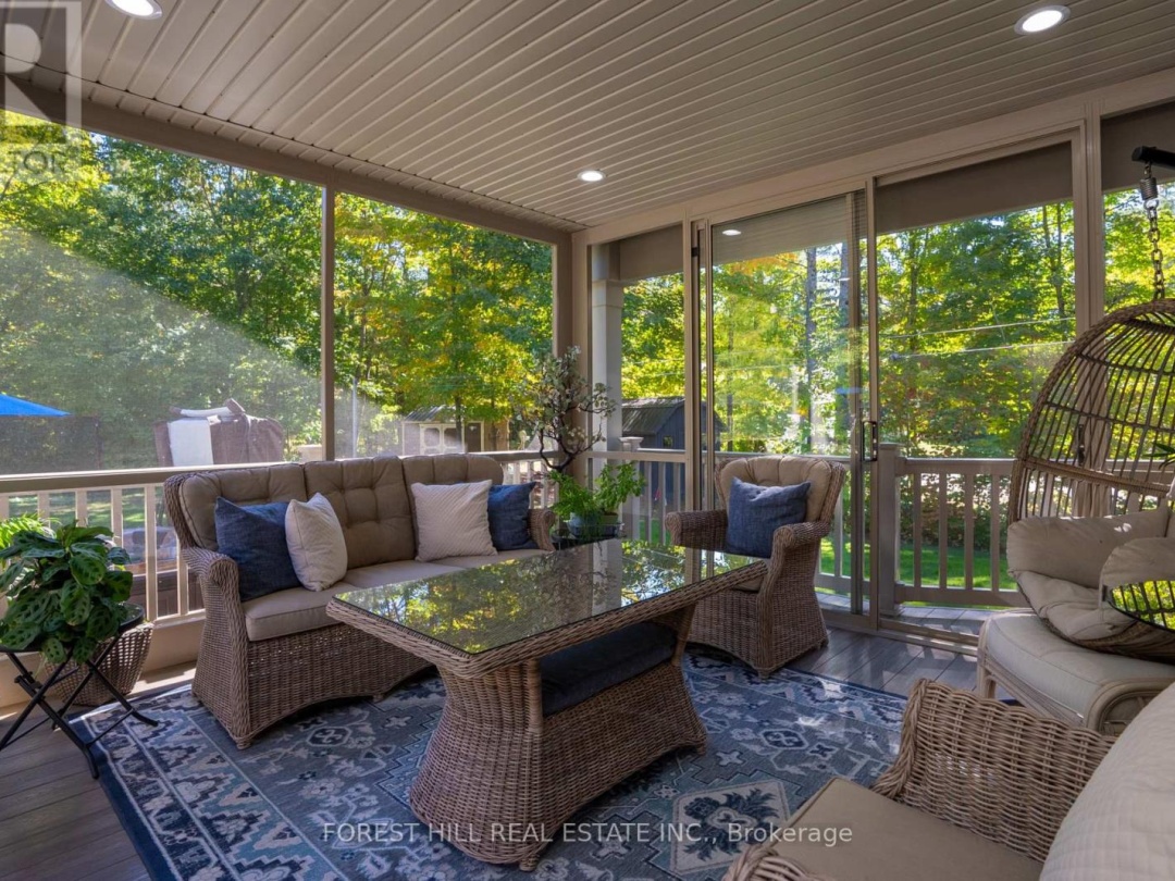 1025 TOWER CRESCENT, 