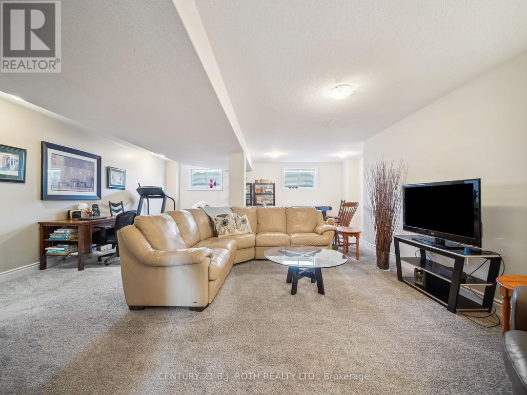35 GRACE CRESCENT, 